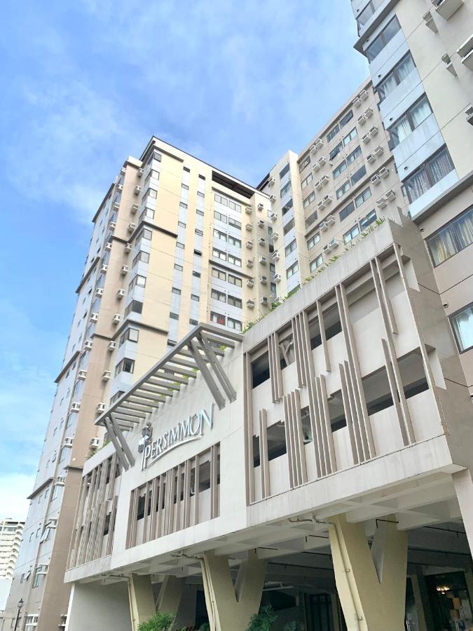 The Persimmon Studios Near Ayala And Sm City Cebu Bagian luar foto