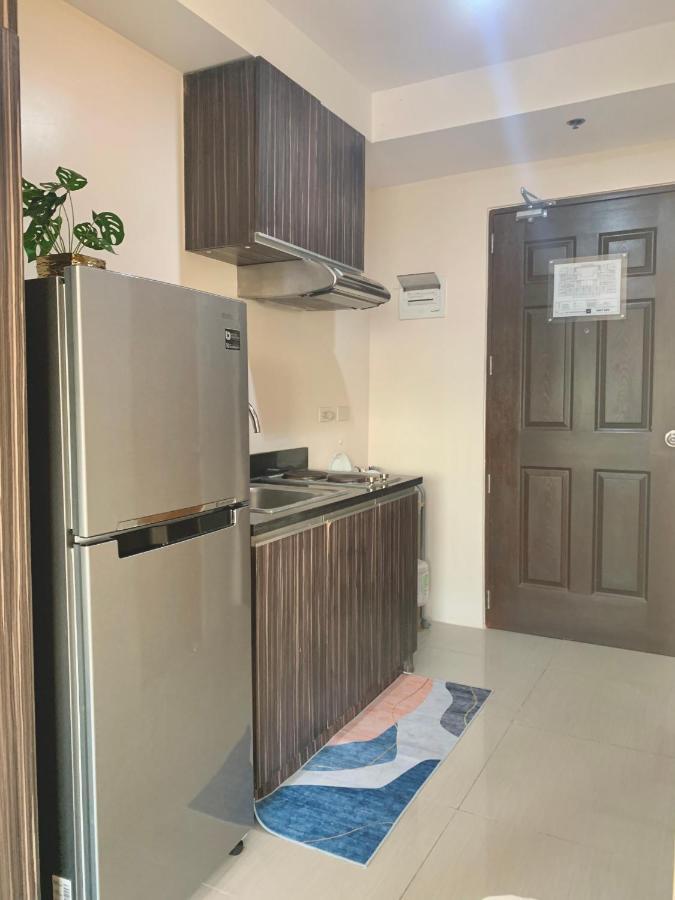 The Persimmon Studios Near Ayala And Sm City Cebu Bagian luar foto