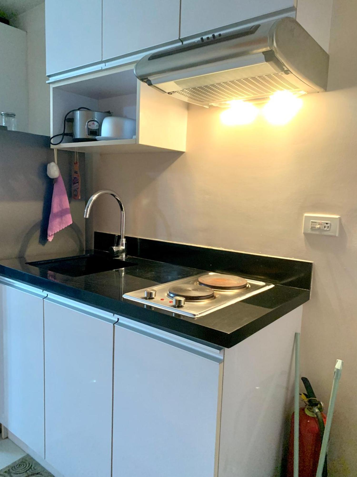 The Persimmon Studios Near Ayala And Sm City Cebu Ruang foto