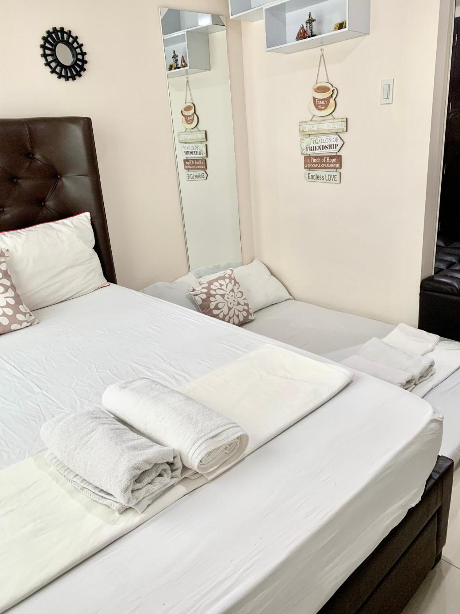 The Persimmon Studios Near Ayala And Sm City Cebu Ruang foto