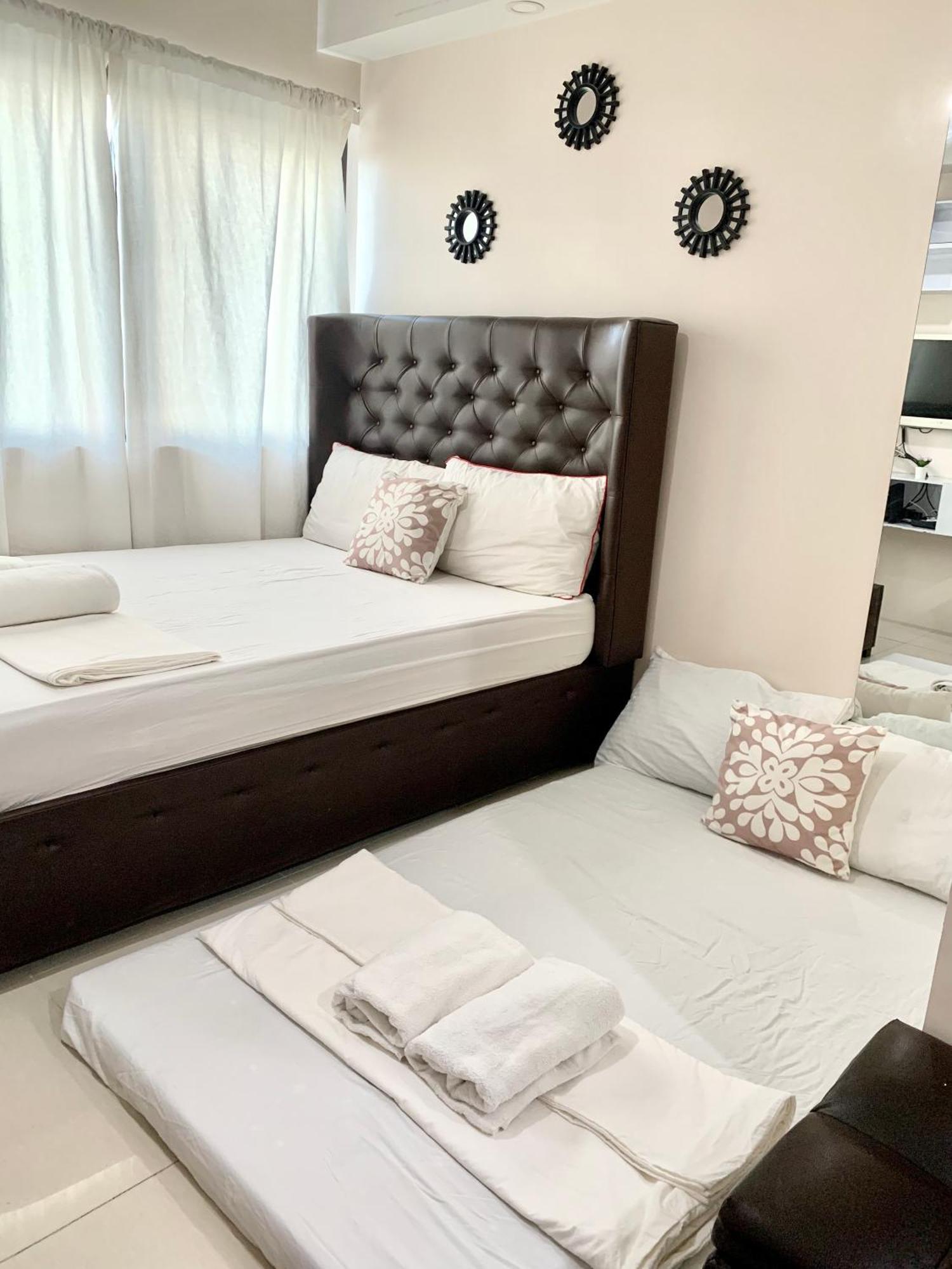 The Persimmon Studios Near Ayala And Sm City Cebu Ruang foto