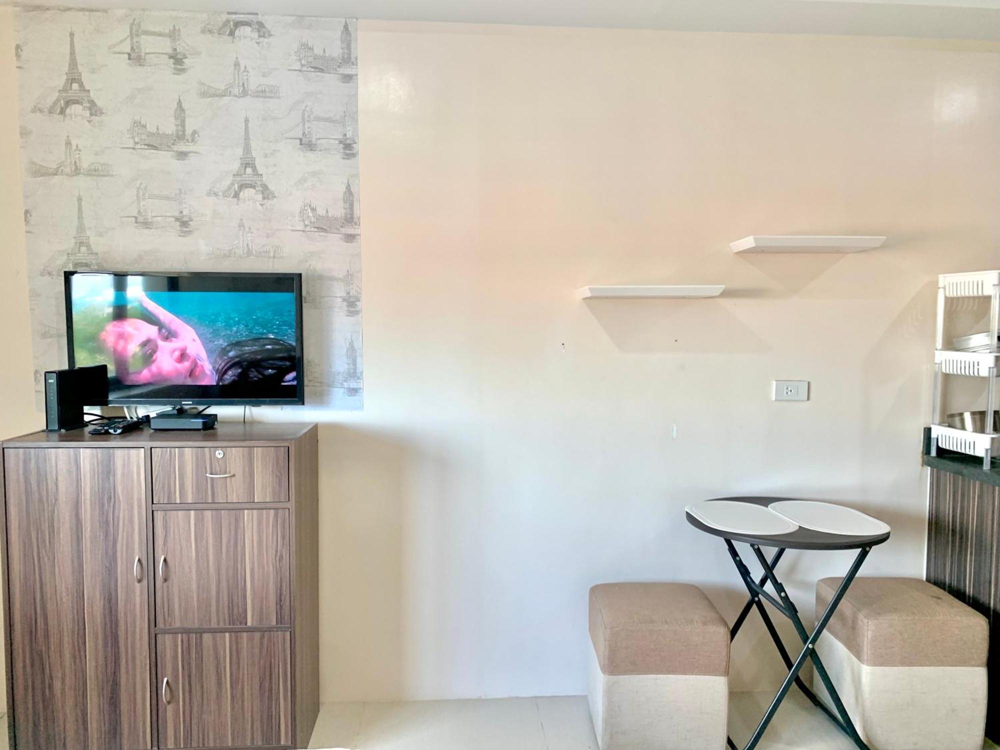 The Persimmon Studios Near Ayala And Sm City Cebu Ruang foto