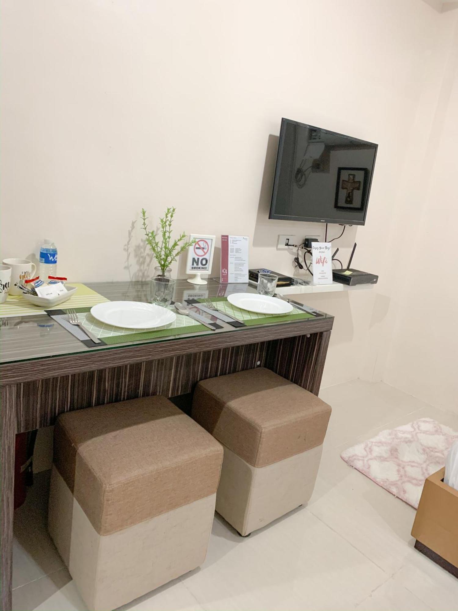 The Persimmon Studios Near Ayala And Sm City Cebu Ruang foto