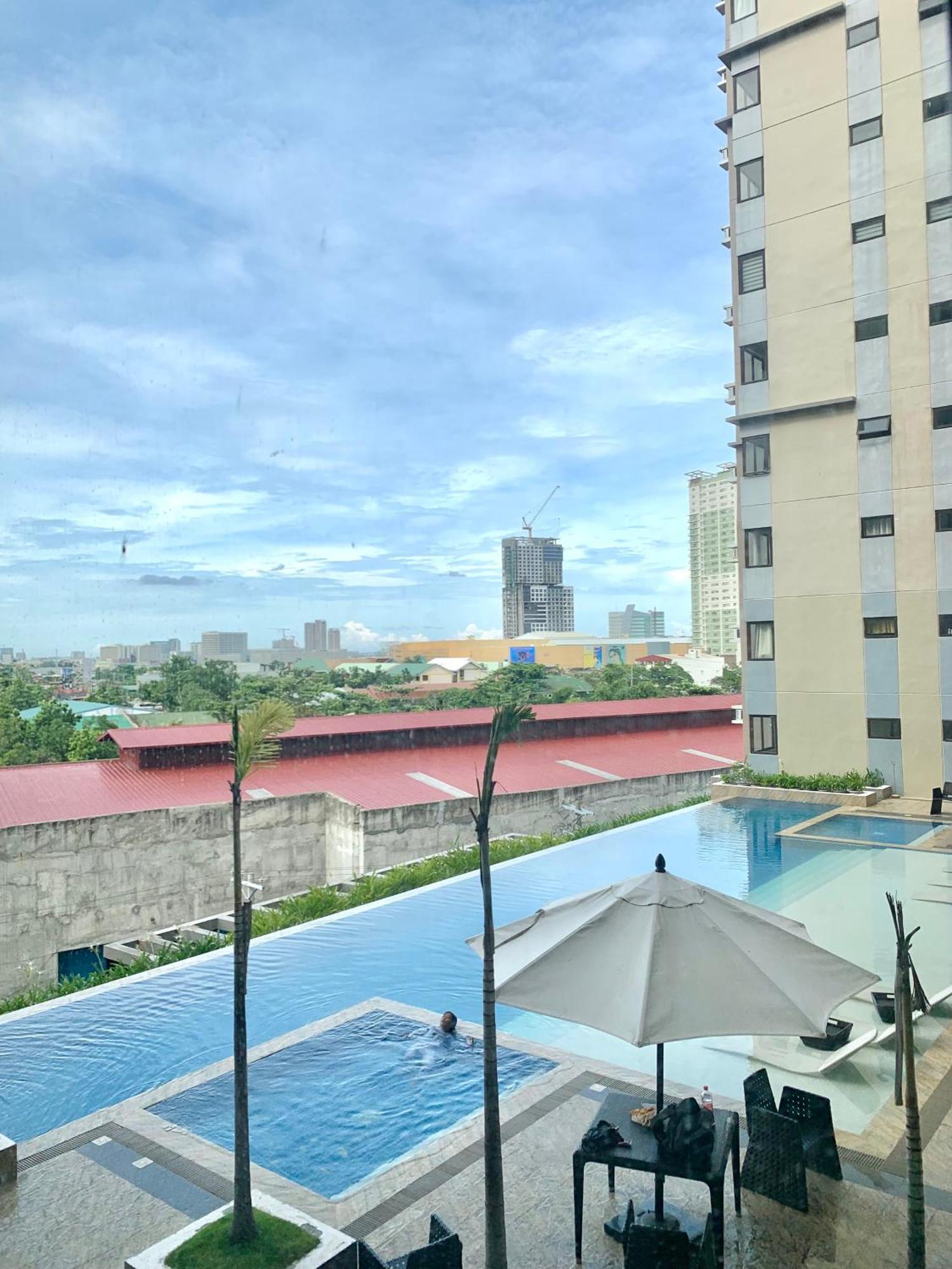 The Persimmon Studios Near Ayala And Sm City Cebu Ruang foto