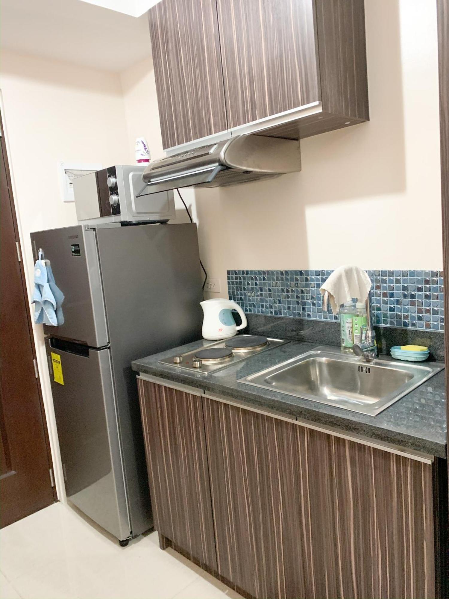 The Persimmon Studios Near Ayala And Sm City Cebu Ruang foto