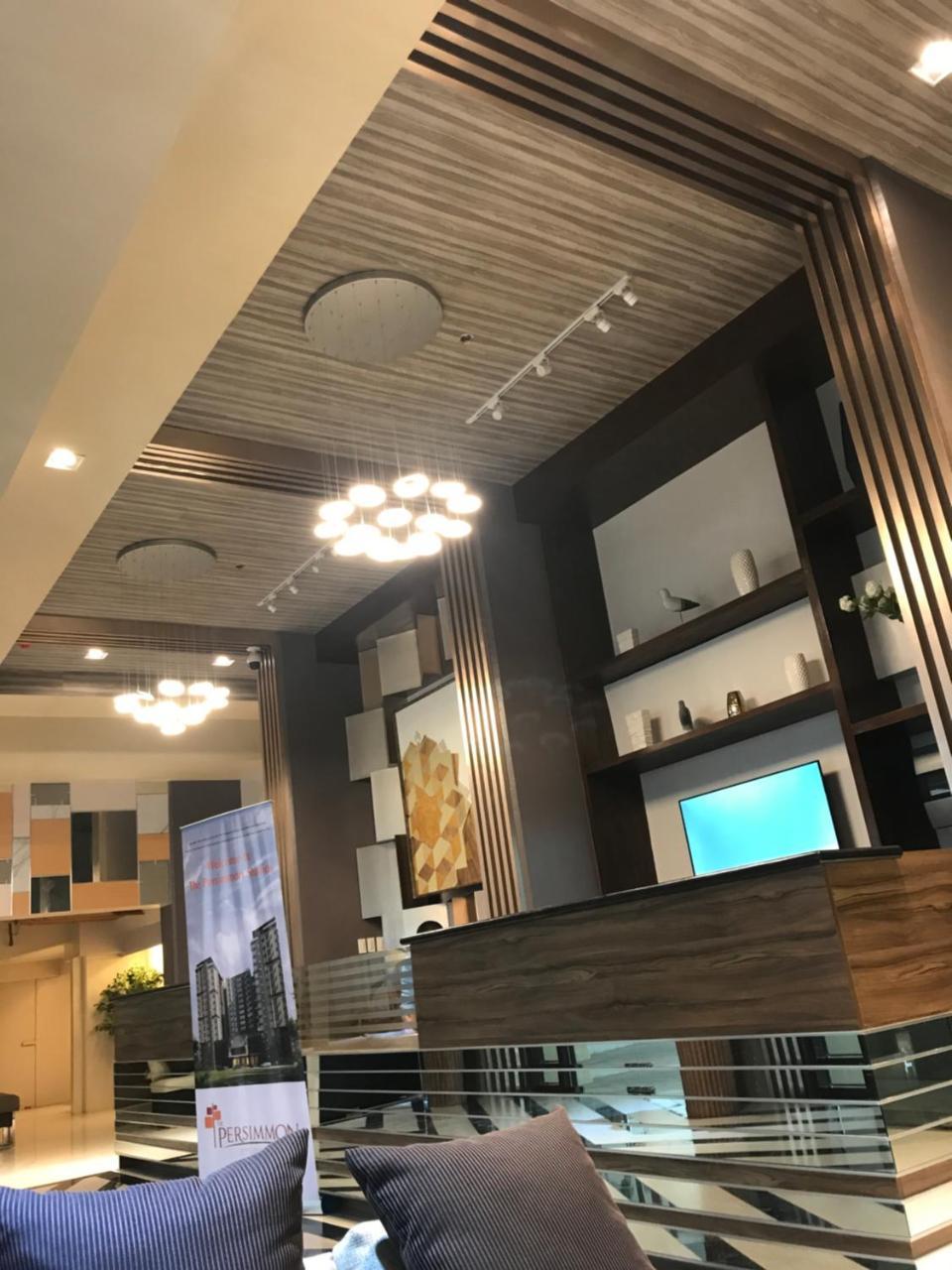 The Persimmon Studios Near Ayala And Sm City Cebu Bagian luar foto